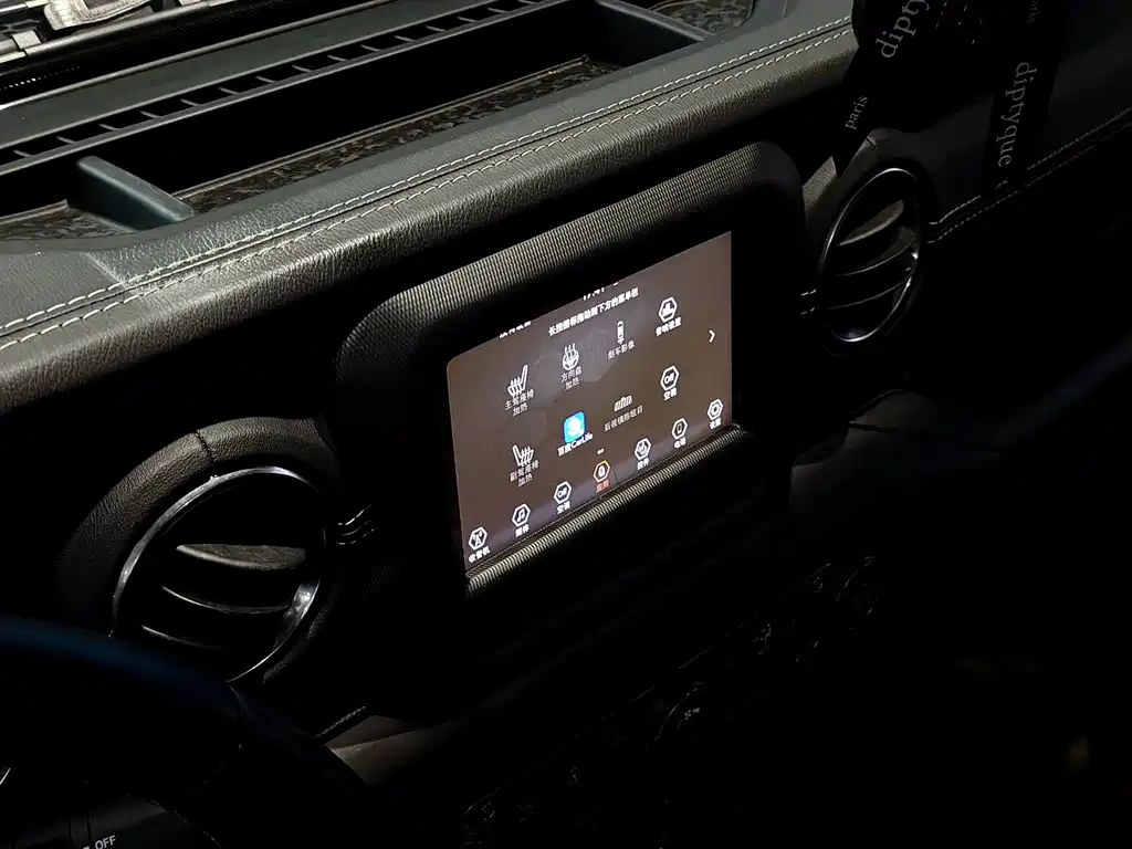 Jeep Wrangler 2021 — фото 15