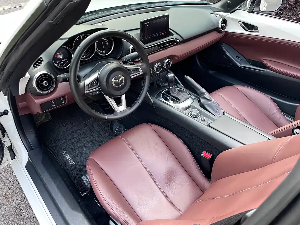 Mazda MX-5 2018 — фото 6