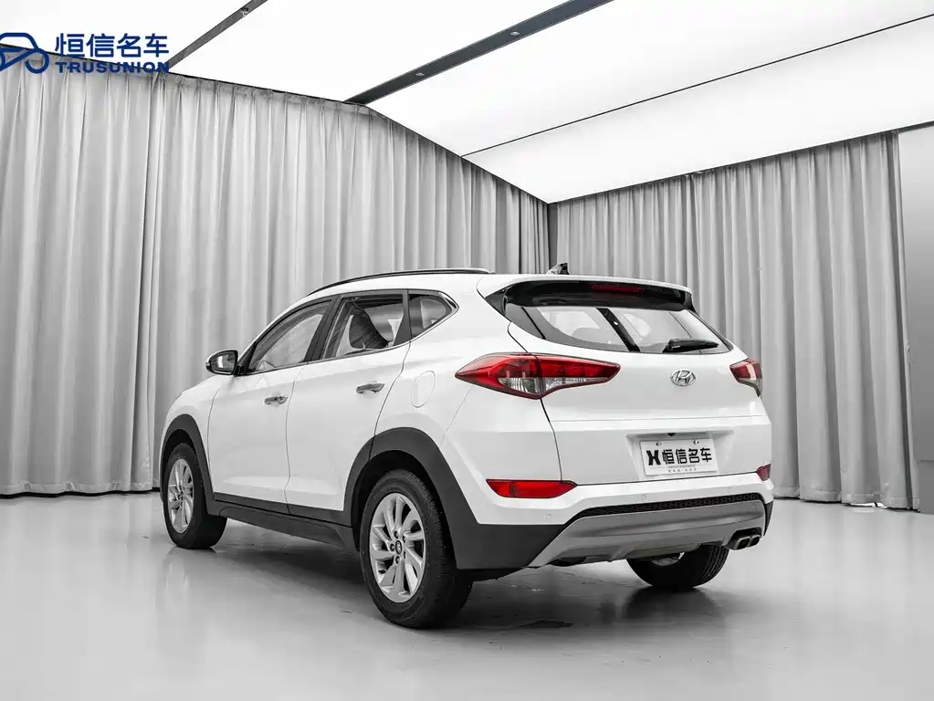 Hyundai Tucson 2017 — фото 6