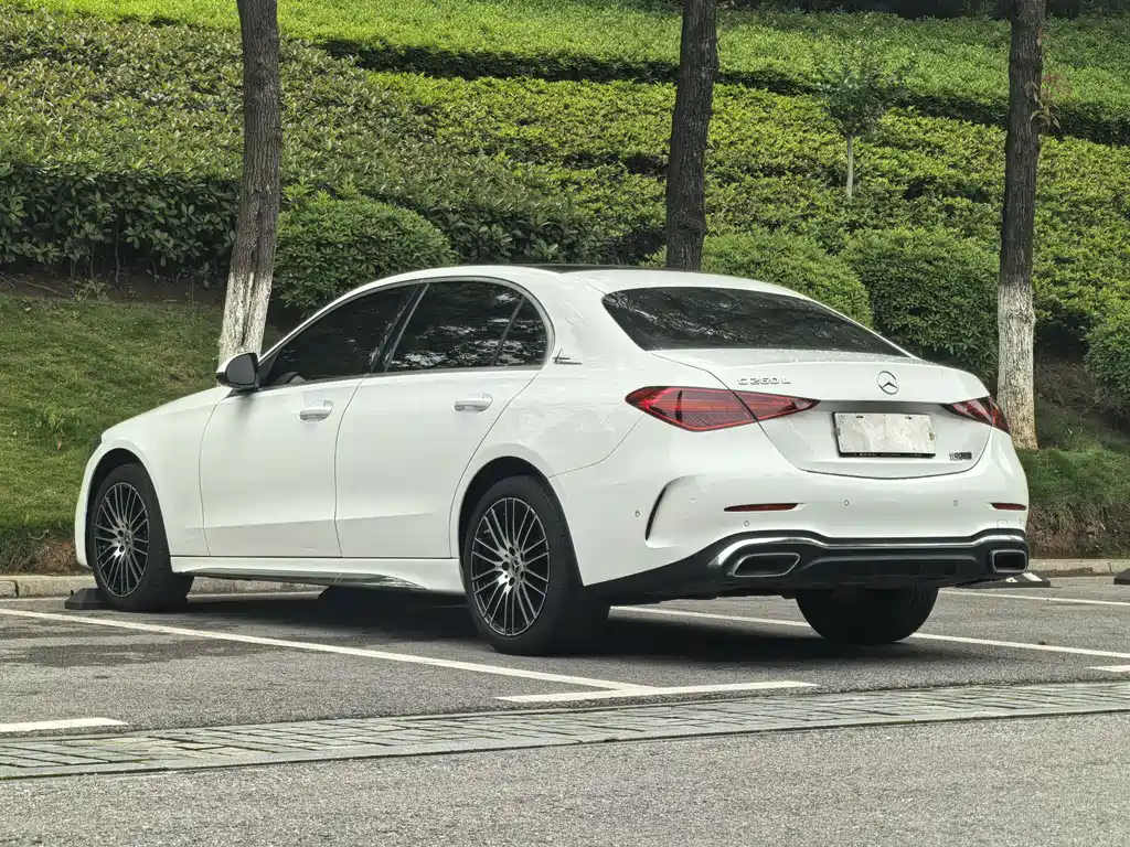 Mercedes-Benz C-Class 2023 — фото 13
