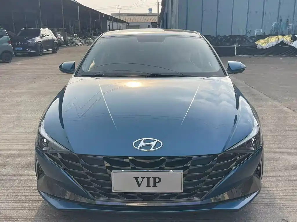 Hyundai Elantra 2021