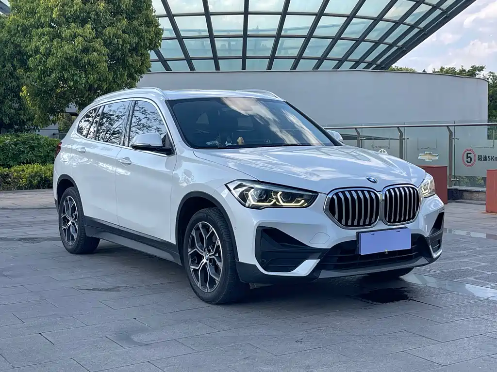 BMW X1 2020 — фото 3