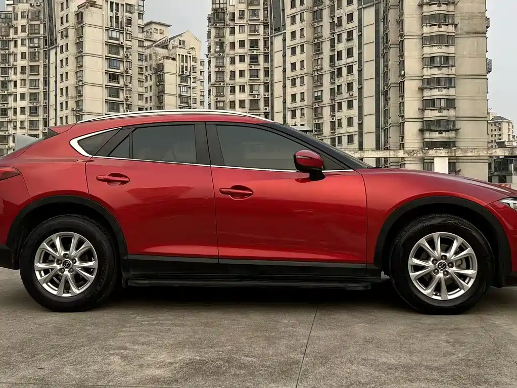 Mazda CX-4 2017 — фото 11