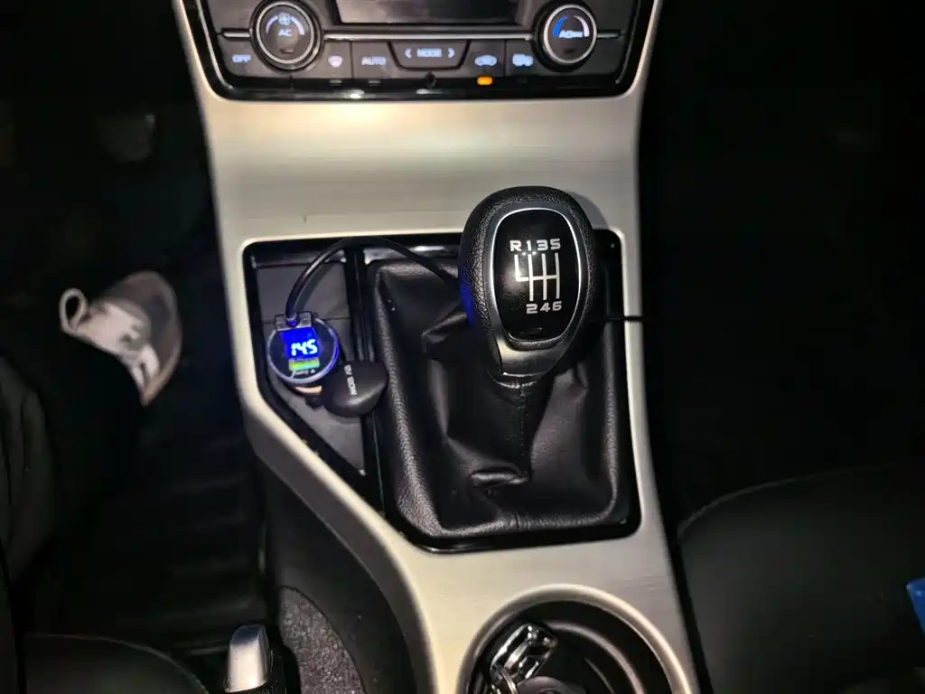 Geely Emgrand GL 2017 — фото 15