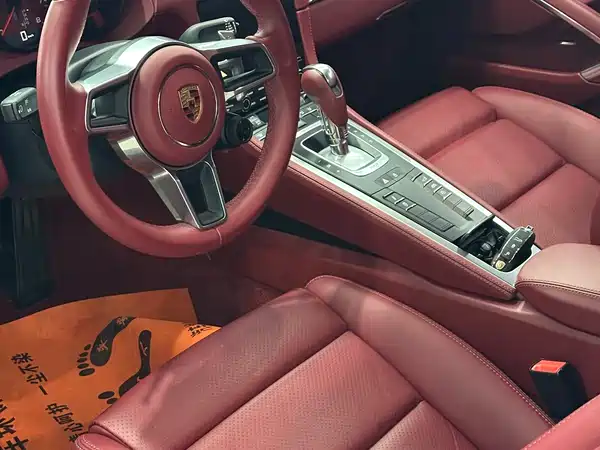 Porsche 718 2022