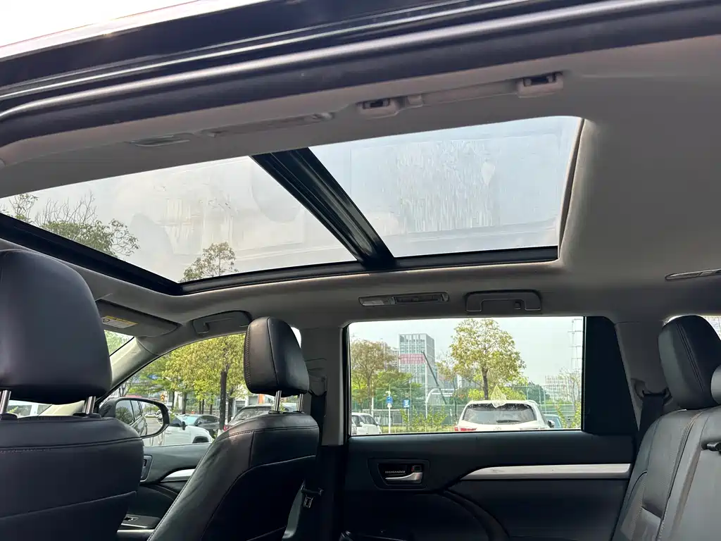 Toyota Highlander 2019 — фото 23