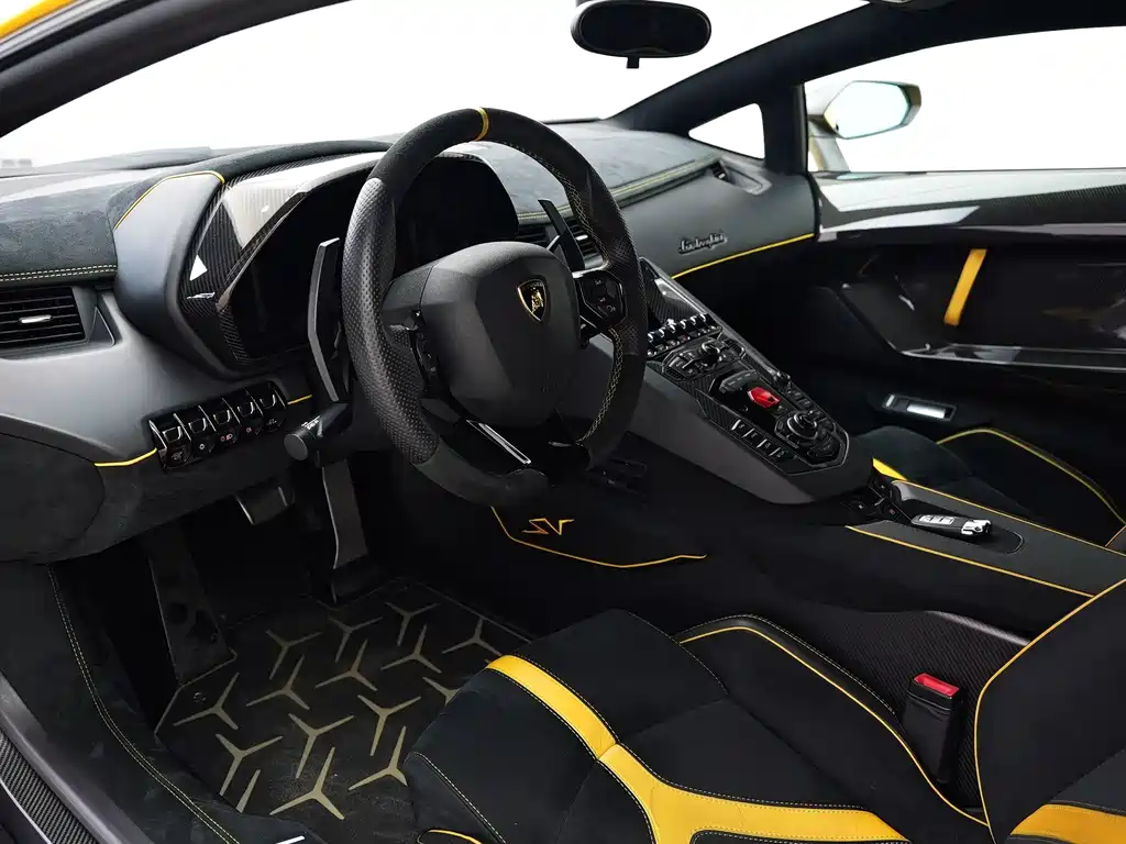 Lamborghini Aventador 2016 — фото 21