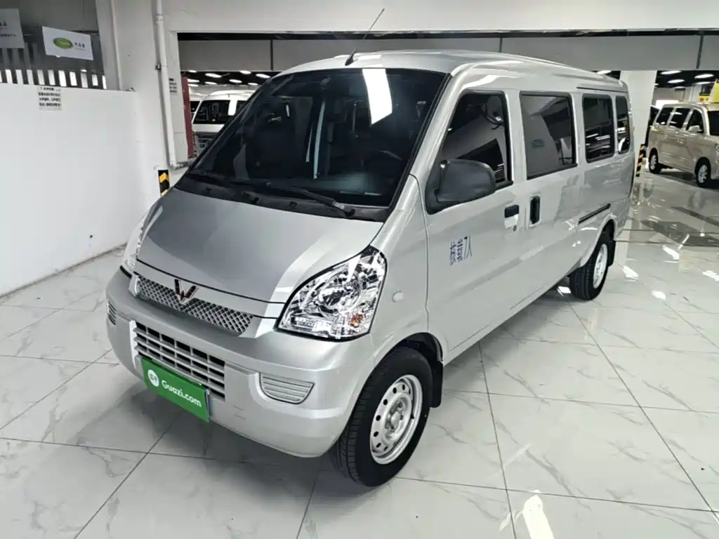 Wuling Rongguang 2025 — фото 1