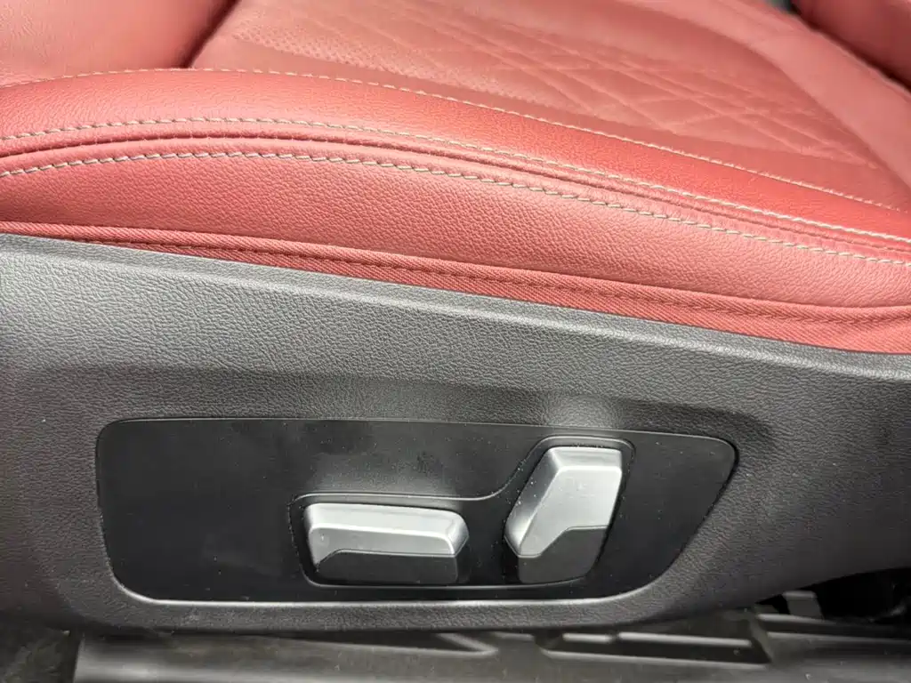 BMW 3 Series 2023 — фото 14
