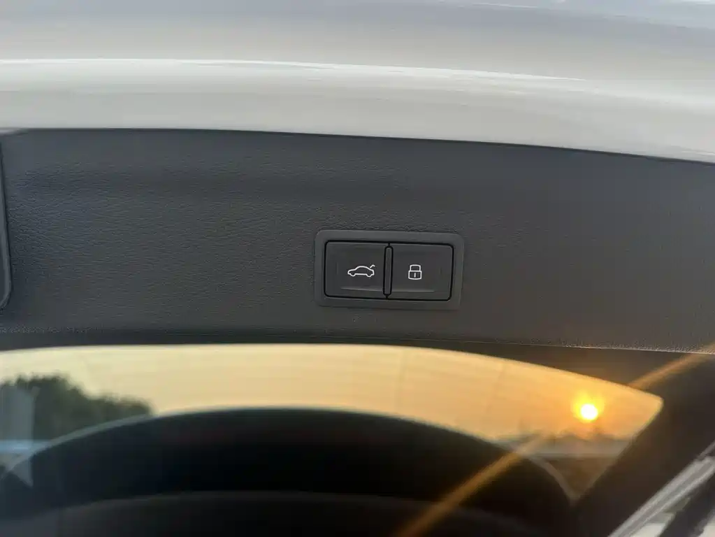 Audi Q3 2022 — фото 16