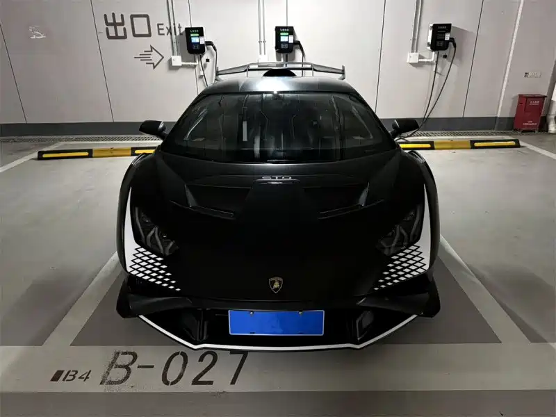 Lamborghini Huracán 2023 — фото 3