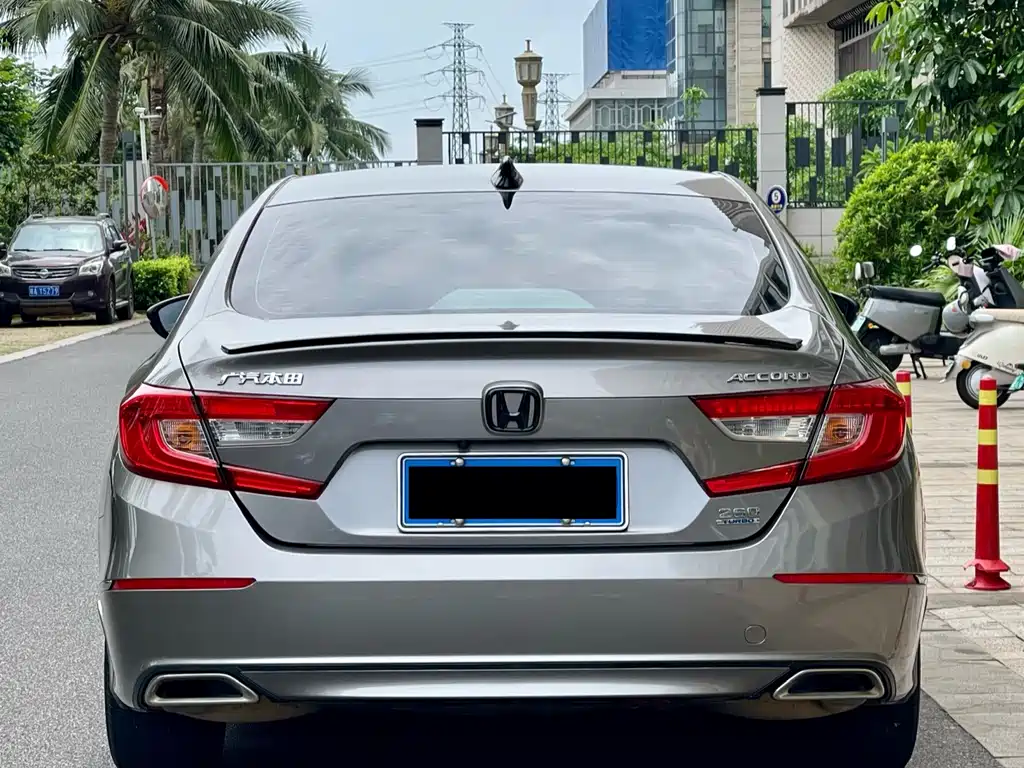 Honda Accord 2021 — фото 8