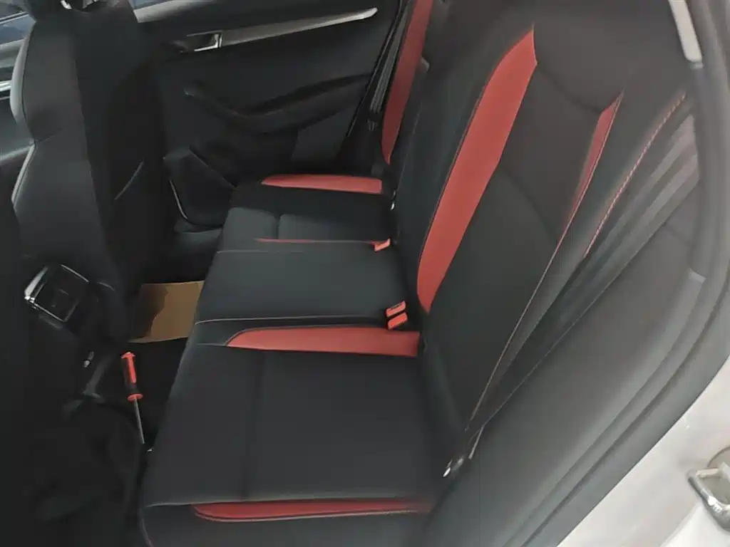 Skoda Karoq 2022 — фото 17