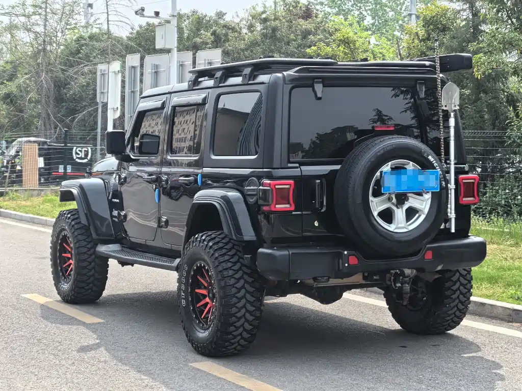 Jeep Wrangler 2020 — фото 15