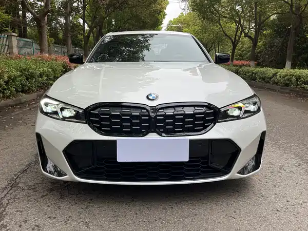 BMW 3 Series 2023