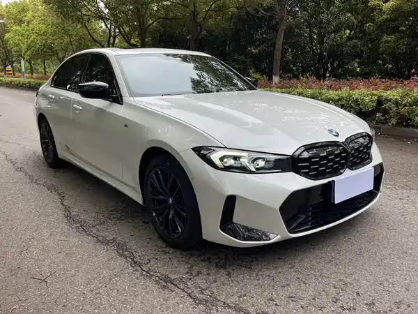 BMW 3 Series 2023