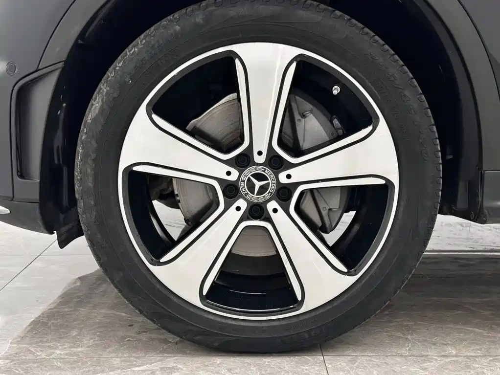 Mercedes-Benz GLC 2022 — фото 20