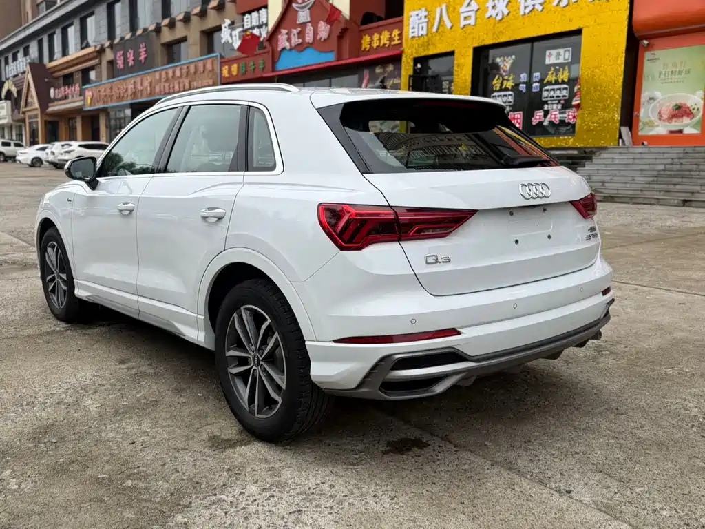 Audi Q3 2021