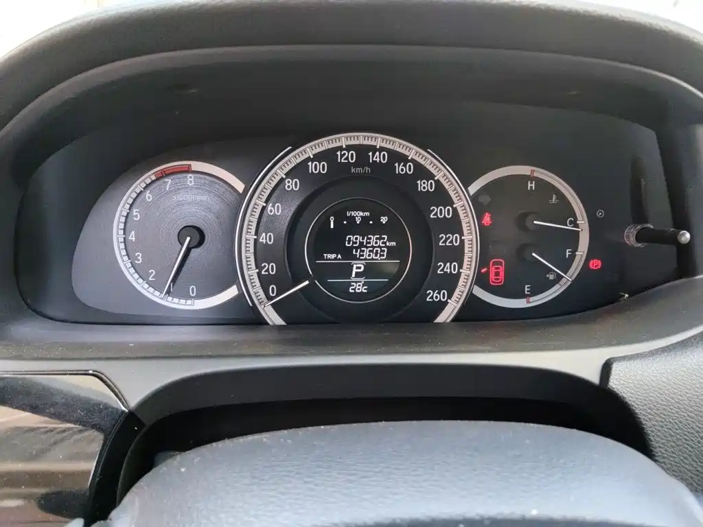 Honda Accord 2017 — фото 12