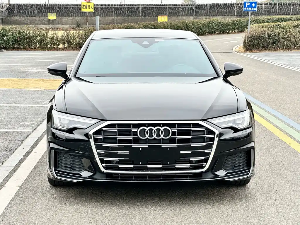 Audi A6L 2022