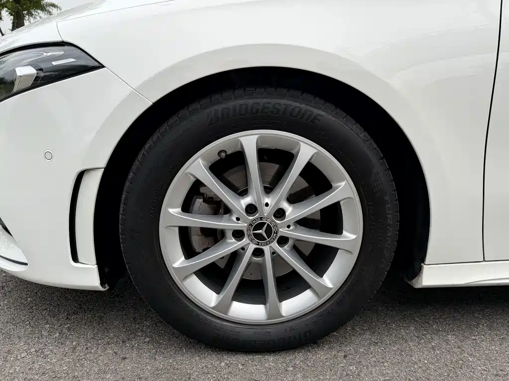 Mercedes-Benz A-Class 2021 — фото 13