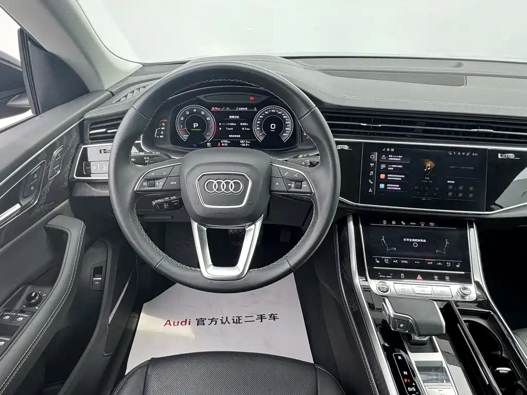 Audi Q8 2025 — фото 13
