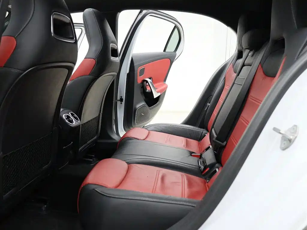 Mercedes-Benz A-Class AMG 2020 — фото 6