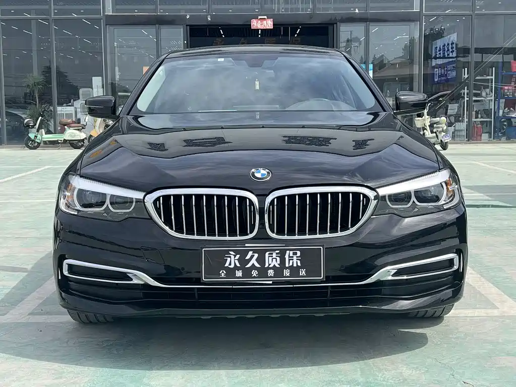 BMW 5 Series 2020 — фото 2