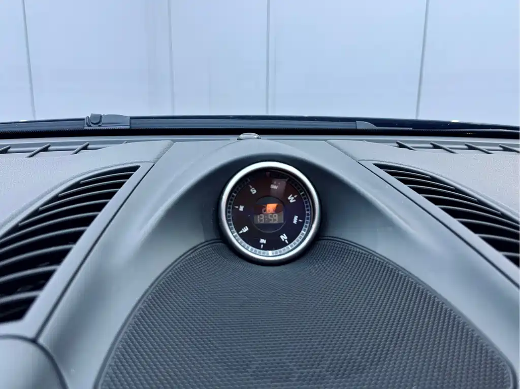 Porsche Cayenne Hybrid 2018 — фото 14