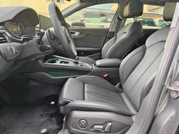 Audi A4L 2024
