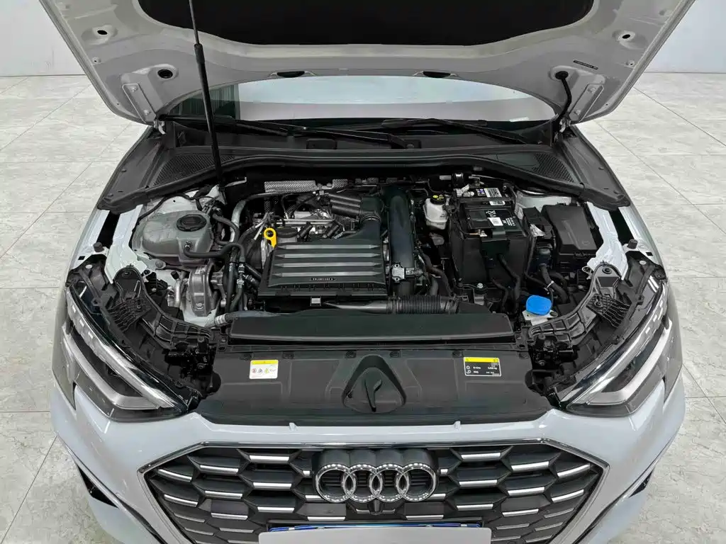 Audi A3 2023 — фото 21
