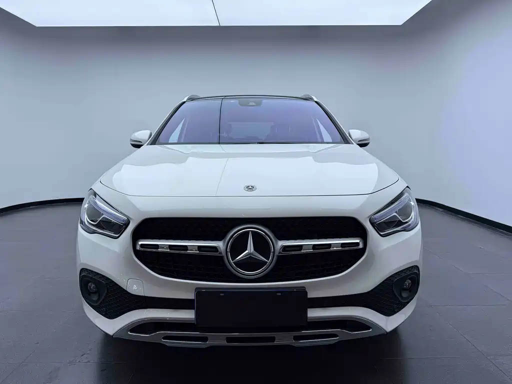 Mercedes-Benz GLA 2023 — фото 2