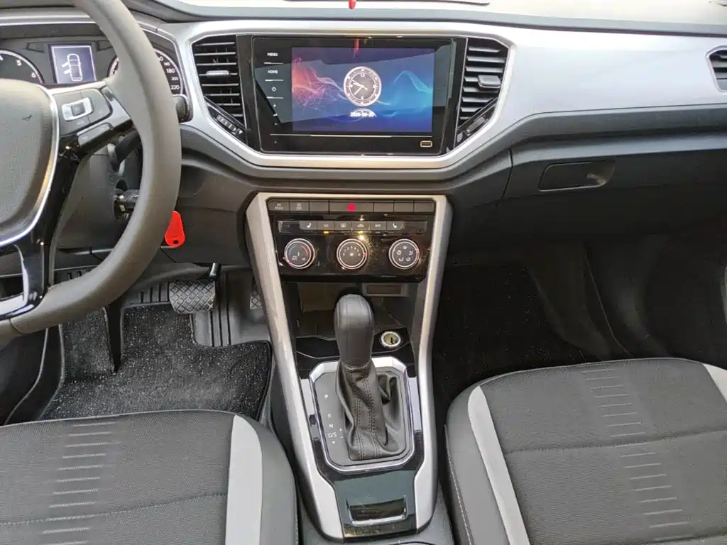 Volkswagen T-Roc 2021 — фото 13