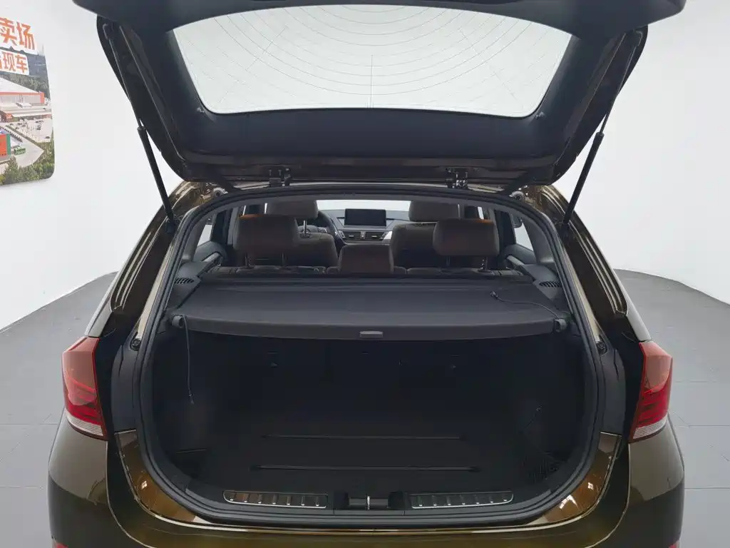 BMW X1 2015 — фото 16