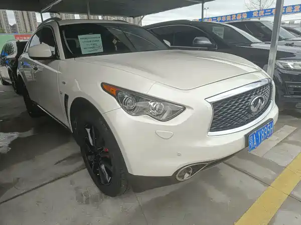 Infiniti QX70 2018