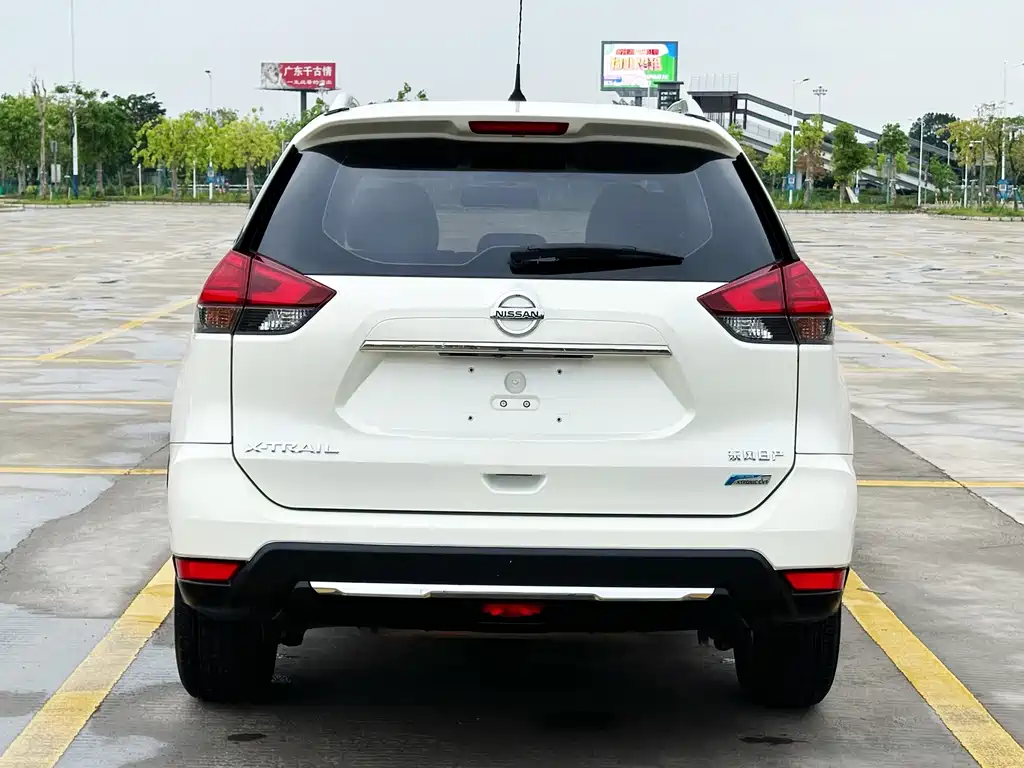 Nissan X-Trail 2018 — фото 28