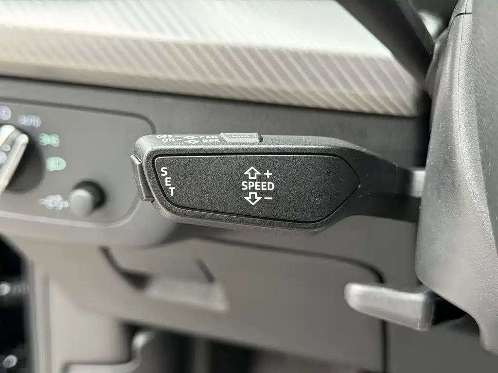 Audi Q5L 2021 — фото 27