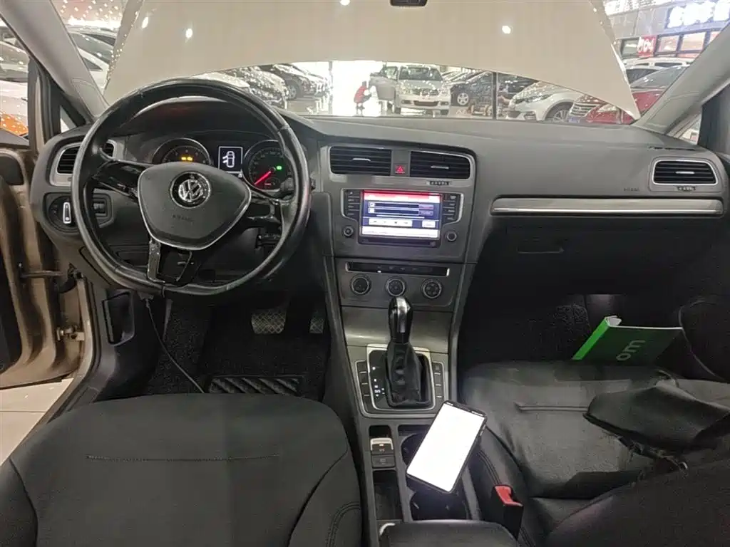 Volkswagen Golf 2015 — фото 10