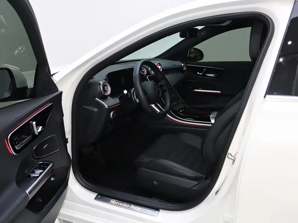 Mercedes-Benz C-Class 2022 — фото 14