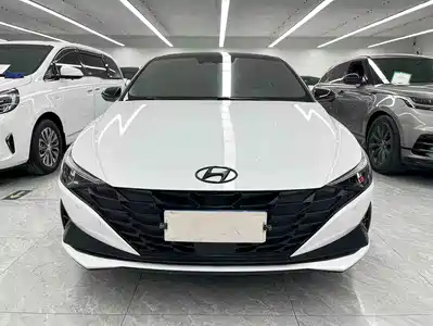 Hyundai Elantra 2023