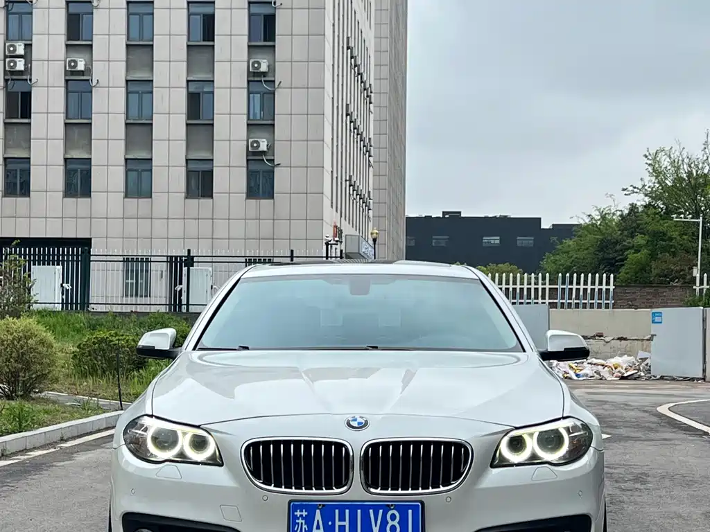 BMW 5 Series 2016 — фото 2