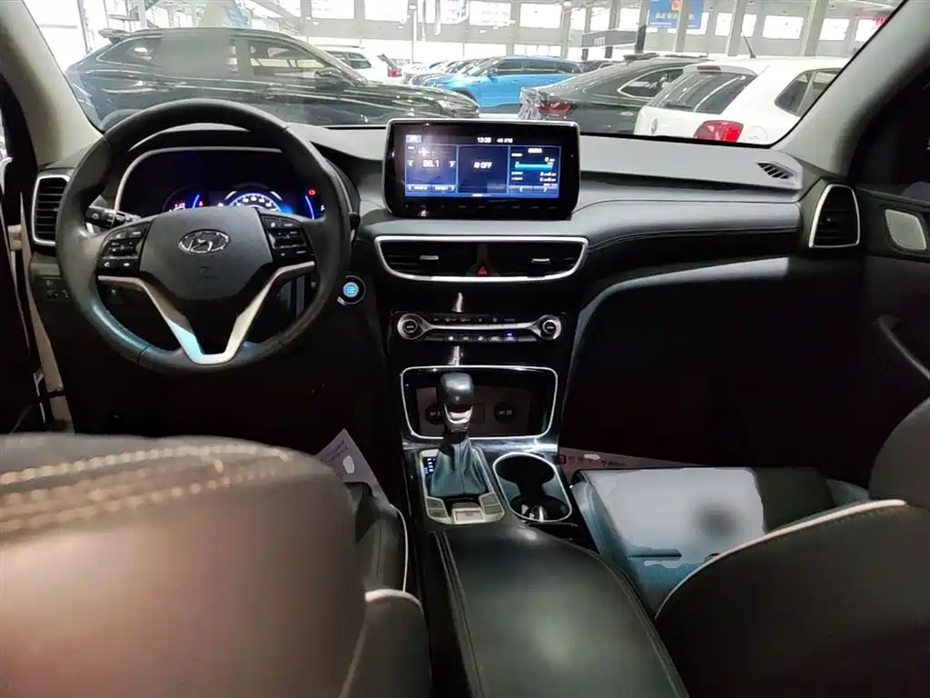 Hyundai Tucson 2020 — фото 10