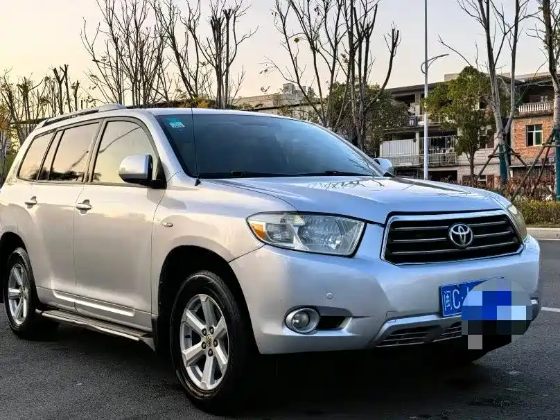 Toyota Highlander 2009 — фото 3