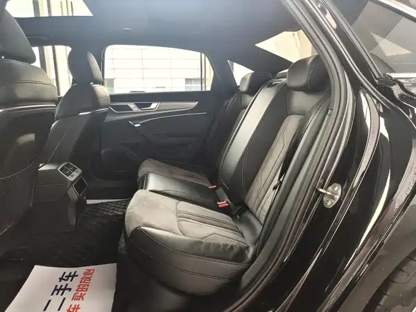 Audi A6L 2025