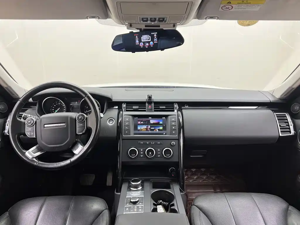 Land Rover Discovery 2017 — фото 21