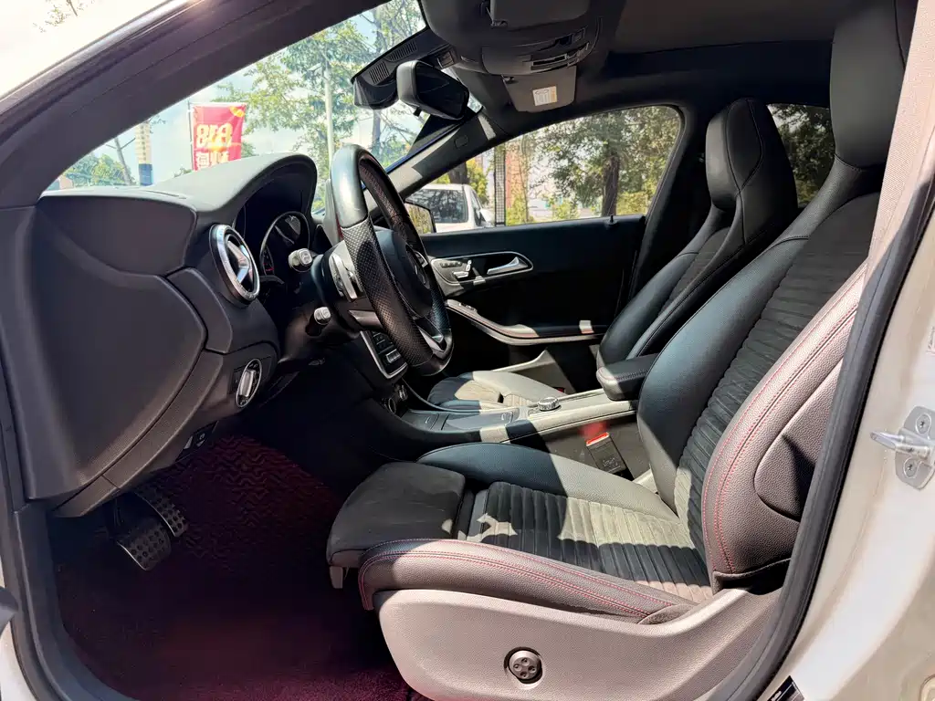 Mercedes-Benz CLA 2017 — фото 15