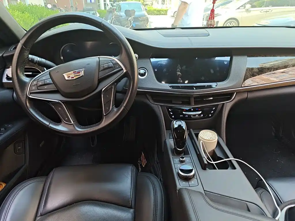 Cadillac CT6 2020 — фото 13