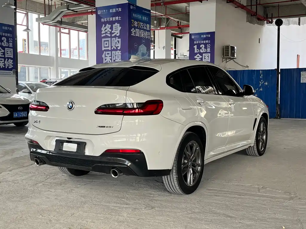 BMW X4 2021 — фото 10