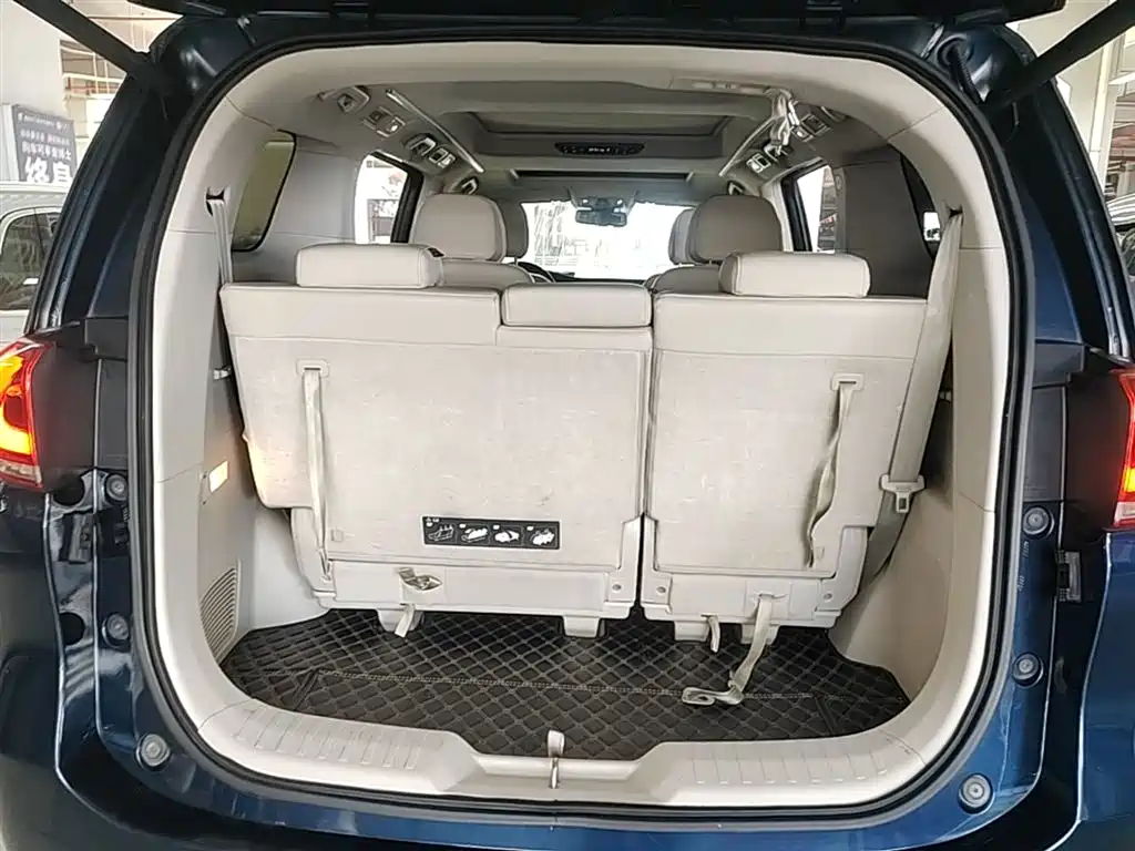 GAC Motor Trumpchi M8 2019 — фото 19