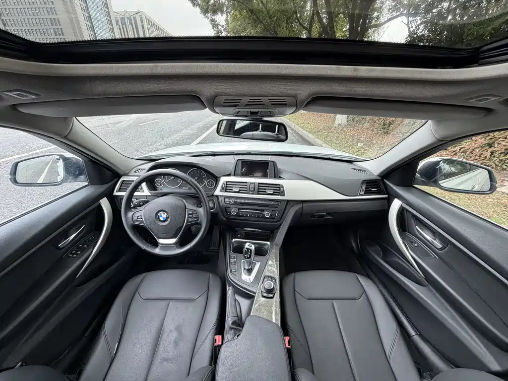BMW 3 Series 2015 — фото 4